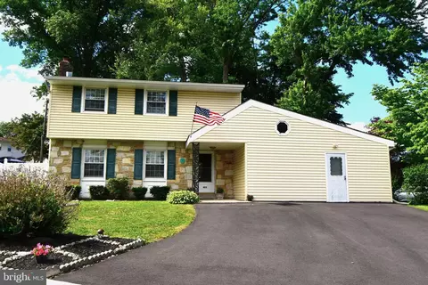 403 Bruce Rd, Feasterville Trevose, PA 19053