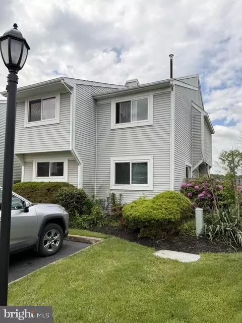 163 Hillcroft Way, Newtown, PA 18940