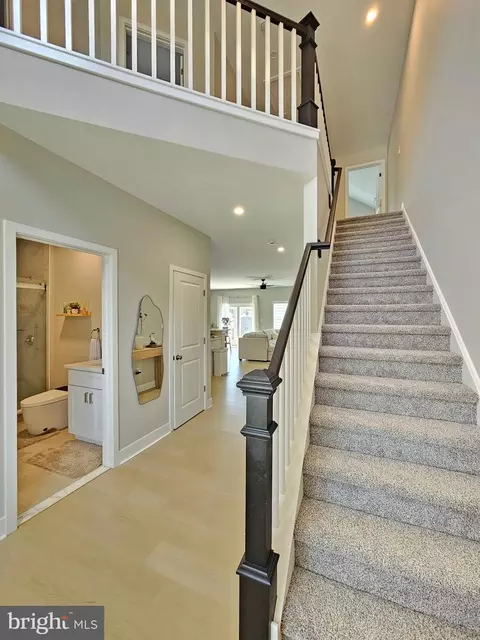 Entry Way - 829 Third Ave, Croydon, PA 19021 photo 1 of 5