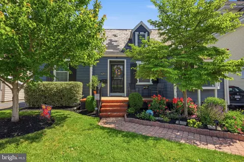 620 Crown St, Morrisville, PA 19067