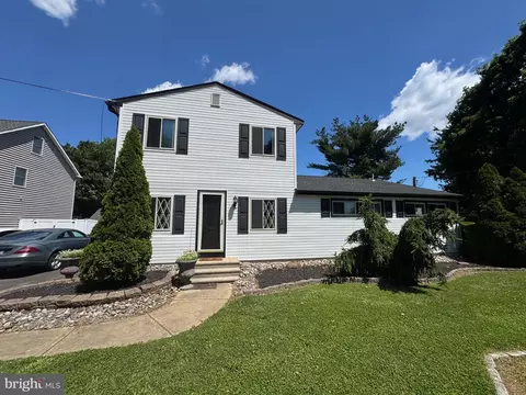 1938 Third St, Langhorne, PA 19047