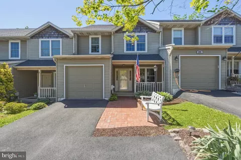 82 Mulberry Dr, Southampton, PA 18966