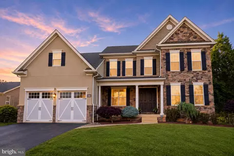 1325 Gabriel Ln, Warwick, PA 18974