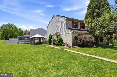 36 Mimosa Ct, Quakertown, PA 18951