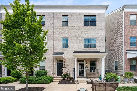 142 B Fleet Ct, Bensalem, PA 19020