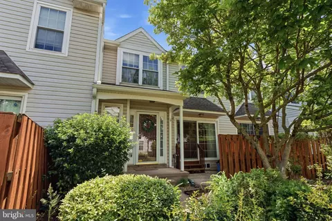 6705 Spruce Mill Dr, Yardley, PA 19067