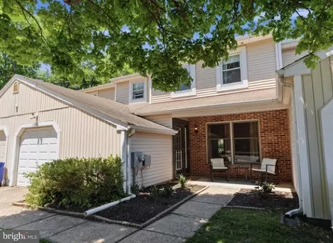 1374 Beechdrop Ct, Yardley, PA 19067