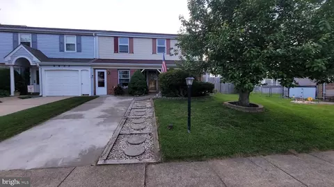 6433 Lenox Ct, Bensalem, PA 19020