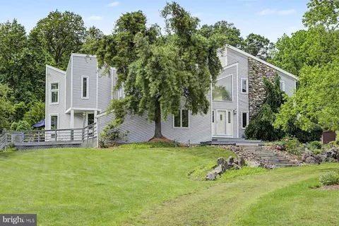 5728 Carversville Rd, Doylestown, PA 18902
