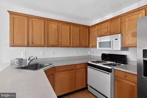 Kitchen - 327 Eagle Ct #201, Jamison, PA 18929 photo 7 of 7