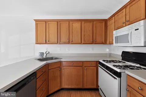 Kitchen - 327 Eagle Ct #201, Jamison, PA 18929 photo 3 of 7