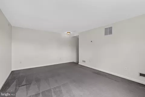 Living - 327 Eagle Ct #201, Jamison, PA 18929 photo 5 of 5