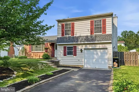 3218 Leeland Dr, Bensalem, PA 19020