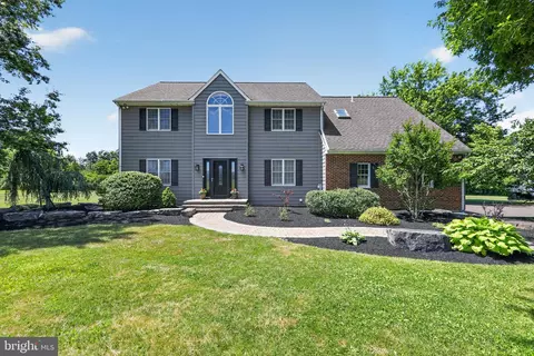2002 Broad St, Perkasie, PA 18944