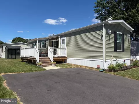3507 Cannon Dr, Morrisville, PA 19067