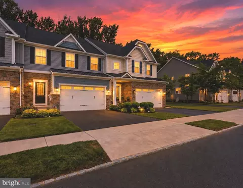 53 Griffin Way, Yardley, PA 19067