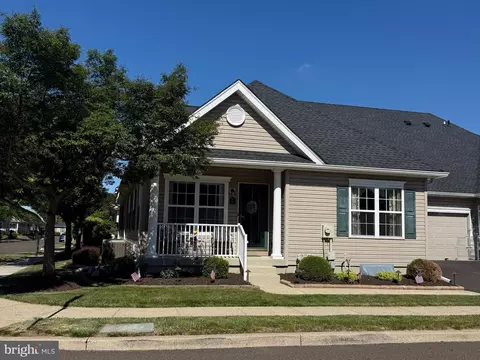 64 Digi Farm Ln, Bensalem, PA 19020