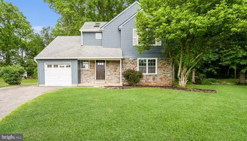 108 Williamson Ct, Chalfont, PA 18914