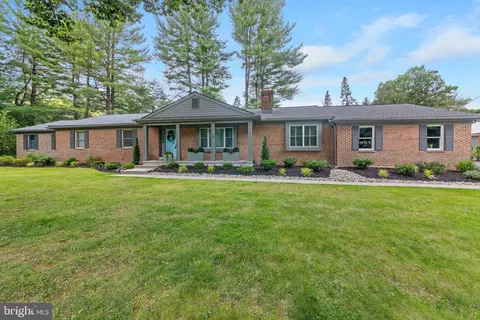 2201 Stackhouse Dr, Yardley, PA 19067