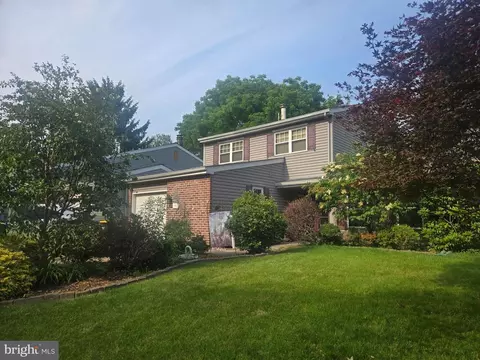 111 Commonwealth Dr, Newtown, PA 18940