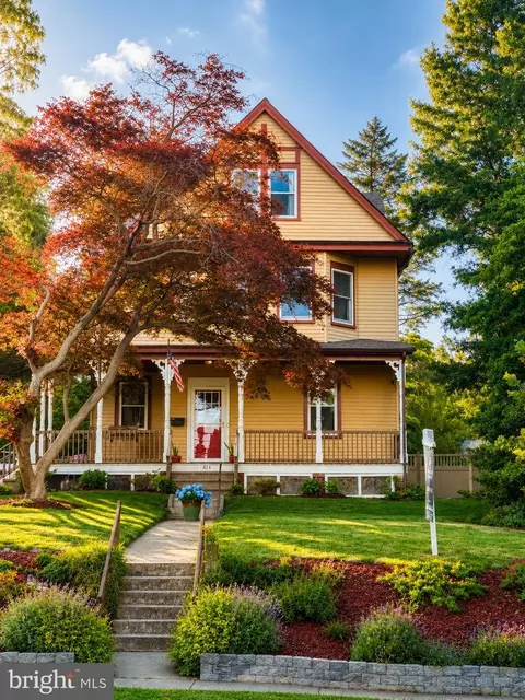 814 N Pennsylvania Ave, Yardley, PA 19067