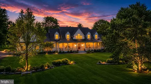 6214 Saw Mill Rd, New Hope, PA 18938