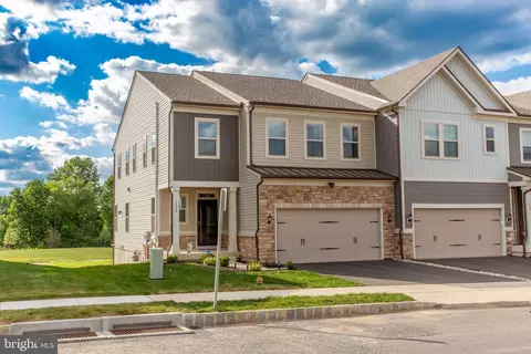 1006 Marquis Ln, Jamison, PA 18929