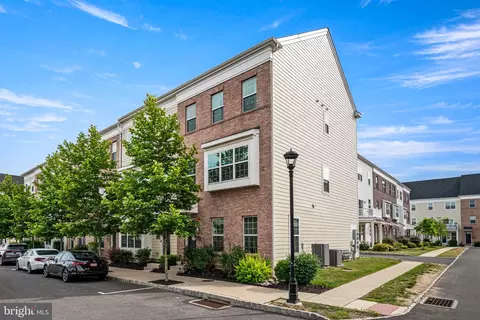 134 Easton St, Bensalem, PA 19020
