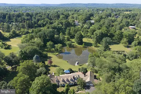 941 Mt Eyre Rd, Newtown, PA 18940