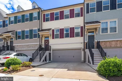 406 Tall Oaks Dr, Warminster, PA 18974