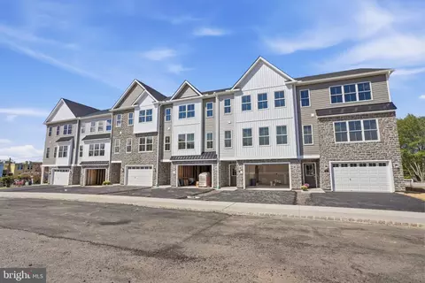 102 Unami Way, Sellersville, PA 18960