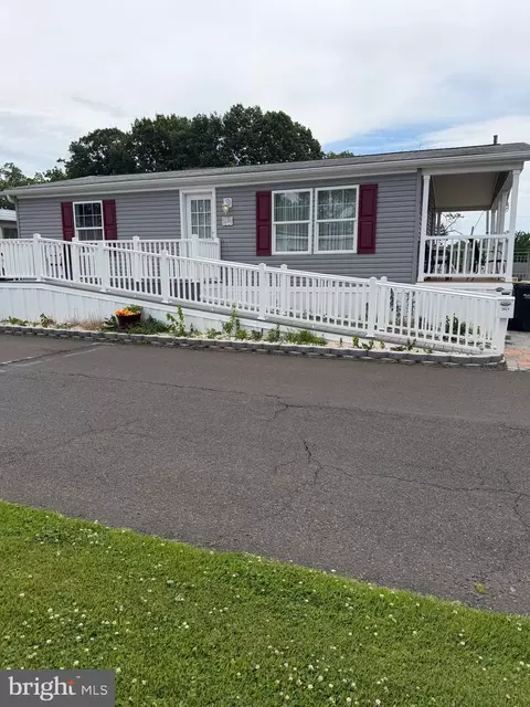 3421 Rose Ave, Feasterville Trevose, PA 19053