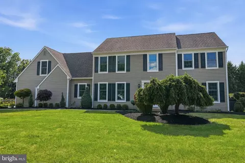 204 Heron Ct, Washington Crossing, PA 18977