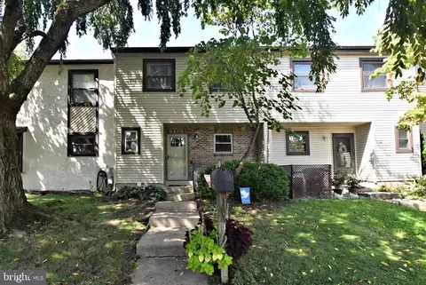 152 Knox Ct, Southampton, PA 18966