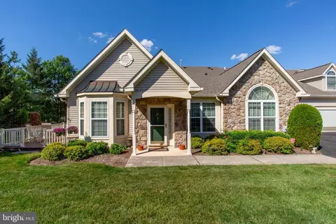 23 Fairway Dr #23, Warminster, PA 18974