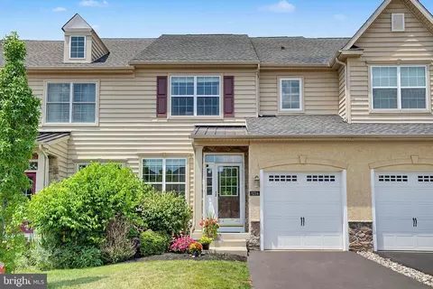 3214 Brookside Dr, Furlong, PA 18925