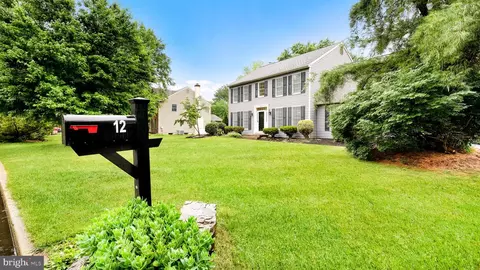 12 Tracy Dr, Doylestown, PA 18901