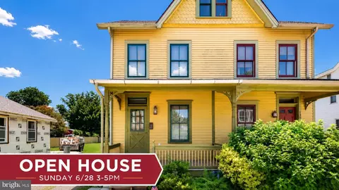 132 E Marshall Ave, Langhorne, PA 19047