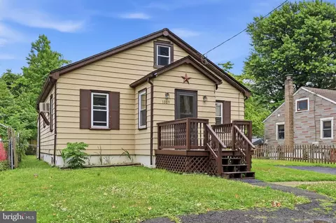 1009 Emily Ave, Croydon, PA 19021
