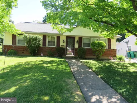 3639 Windsor Dr, Bensalem, PA 19020