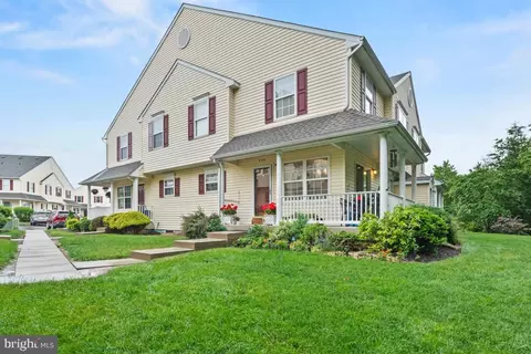 203 Prairie Ct, Quakertown, PA 18951