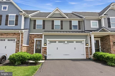 30 Griffin Way, Yardley, PA 19067