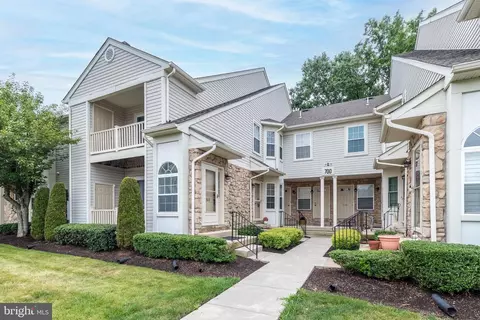 701 Eaton Ct, Quakertown, PA 18951