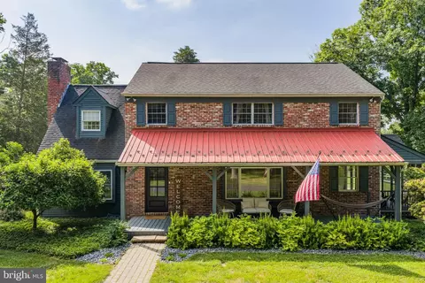 75 Mount Airy Rd, Pipersville, PA 18947