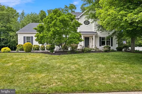 278 Cinnabar Ln, Yardley, PA 19067