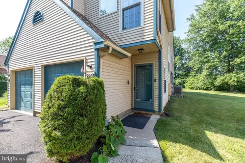 226 Allem Ln, Perkasie, PA 18944