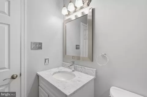 Bath - 1382 Beechdrop Ct, Yardley, PA 19067 photo 1 of 4