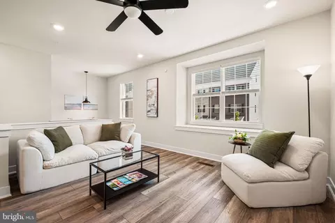 116 Annapolis St #A, Bensalem, PA 19020