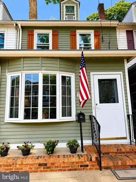 525 Locust St, Bristol, PA 19007