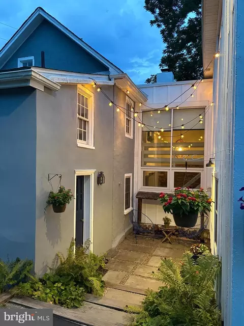 4075 Branches Ln, Doylestown, PA 18902